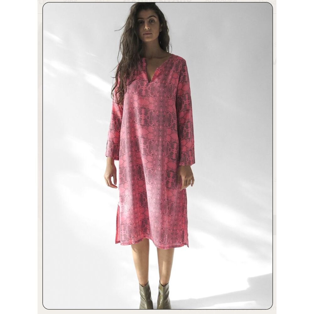 Erica Tanov Nava Dress in Barbi Pink 100% Silk Long Sleeve Midi Size 1 (Small)